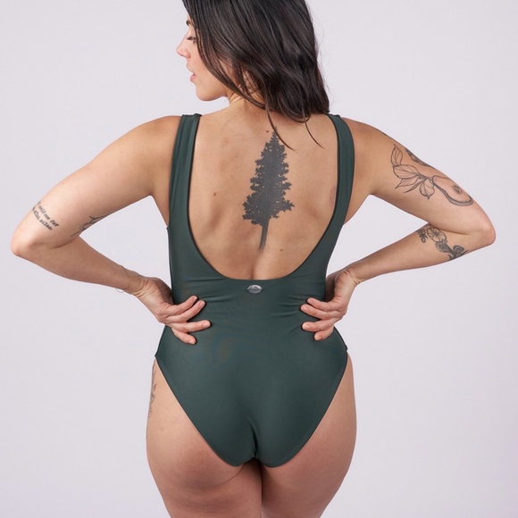 NWT Saturday Swimwear Handmade Thea Low Back One Piece Swimsuit in Jungle Green - Picture 2 of 5